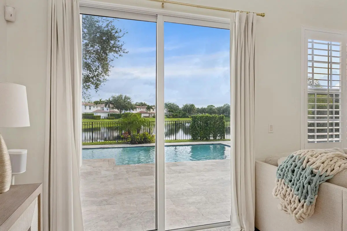 Living View at 844 MADISON Court, Palm Beach Gardens