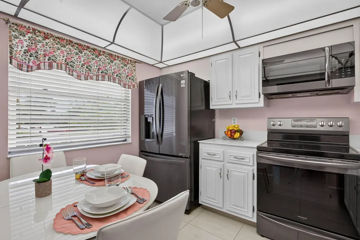 9-web-or-mls-4602-17 at 4602 NE MARTINIQUE Way H2, Coconut Creek