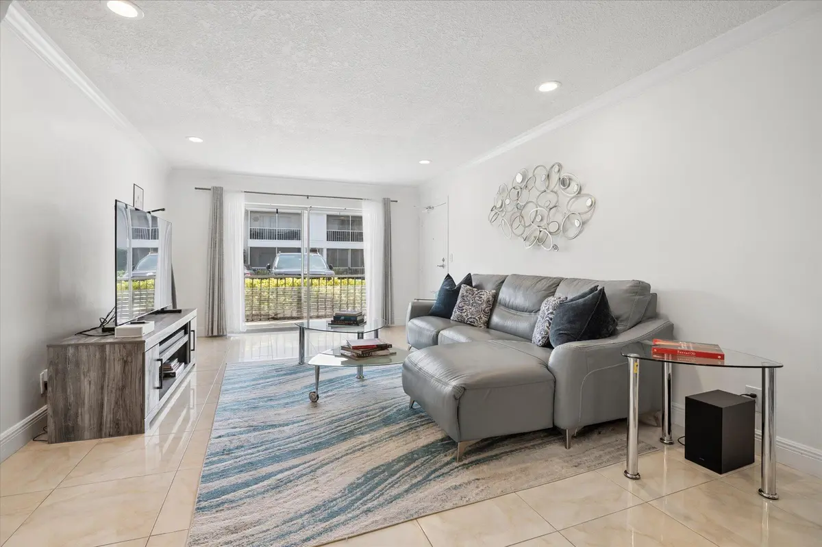 02-Bounahra-6287 Bay Club Dr #2-2 at 6287 BAY CLUB Drive 2, Fort Lauderdale