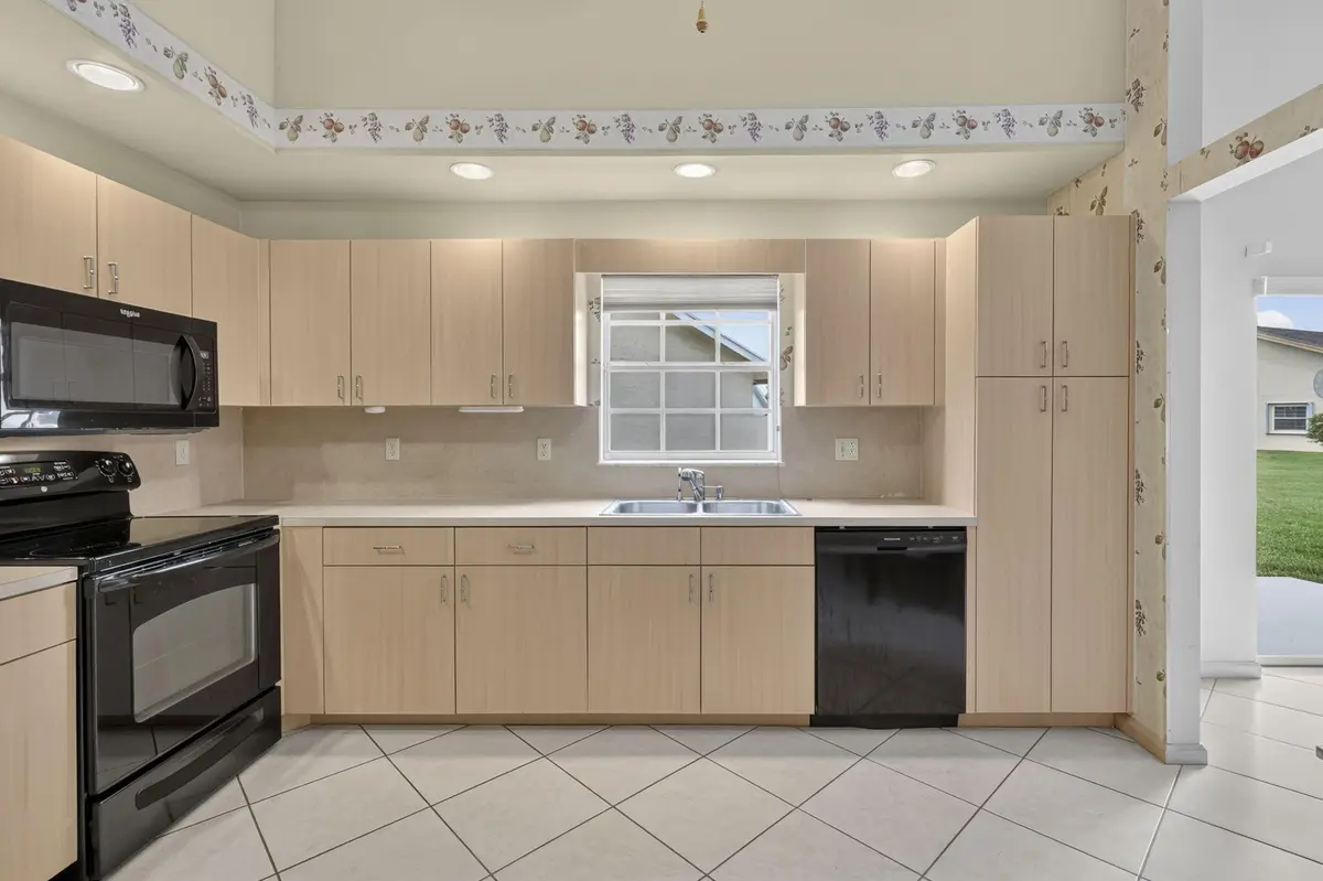 Kitchen at 3914 Dafilee Circle, West Palm Beach
