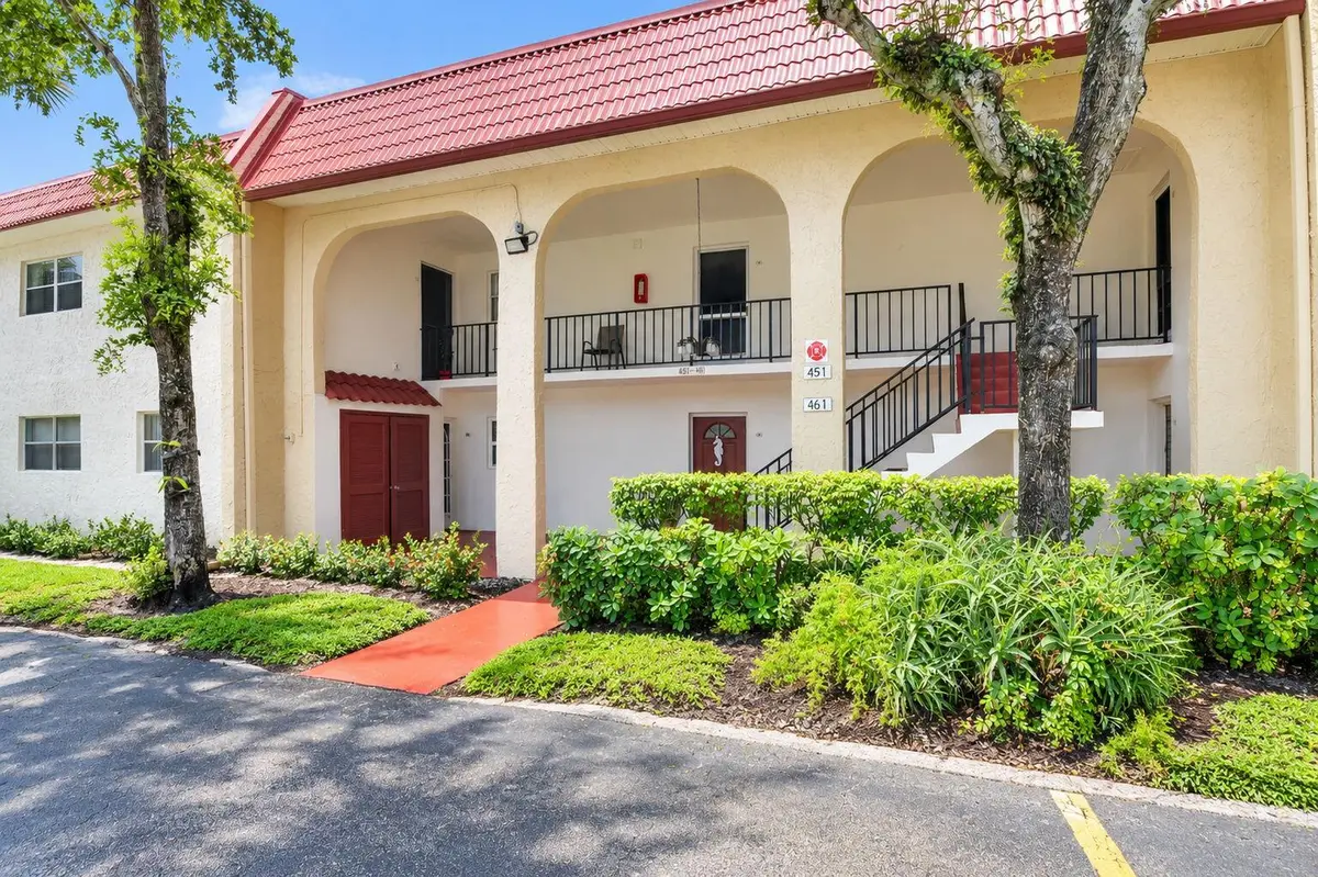 3-web-or-mls-DSC_7437 at 453 Lake Frances Drive, West Palm Beach