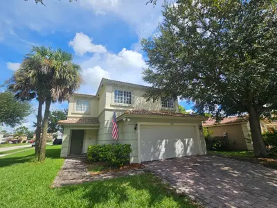 1919 Newport Isles Boulevard, Port St. Lucie – Single Family Residence for sale