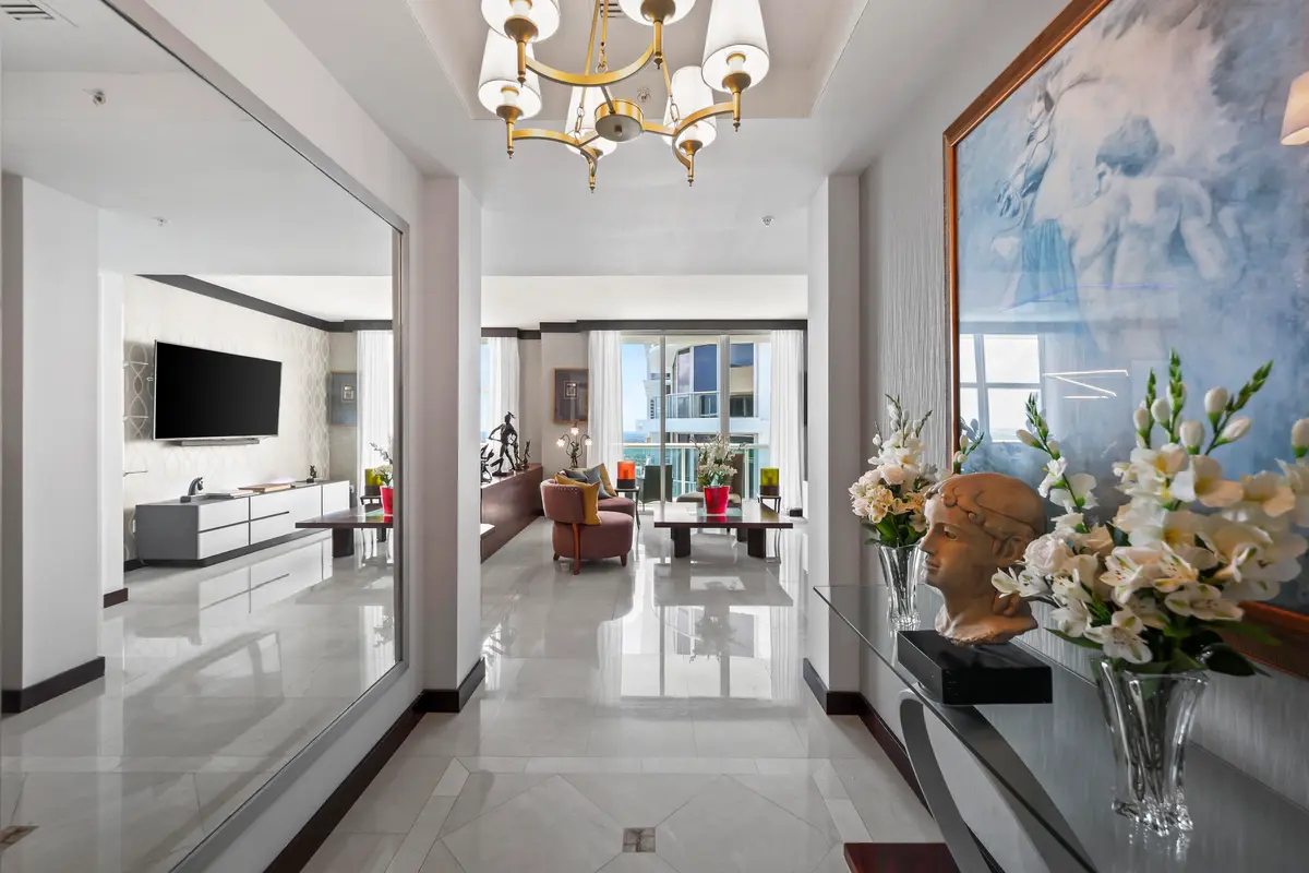 347 North New River Drive East - 2.jpg-F at 347 N NEW RIVER Drive PH4, Fort Lauderdale