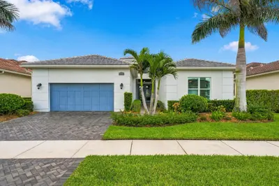 8711 SW FLUTTO Way, Port St. Lucie – Single Family Residence for sale