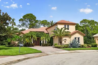 805 SW CLASSICO Court, Port St. Lucie – Single Family Residence for sale