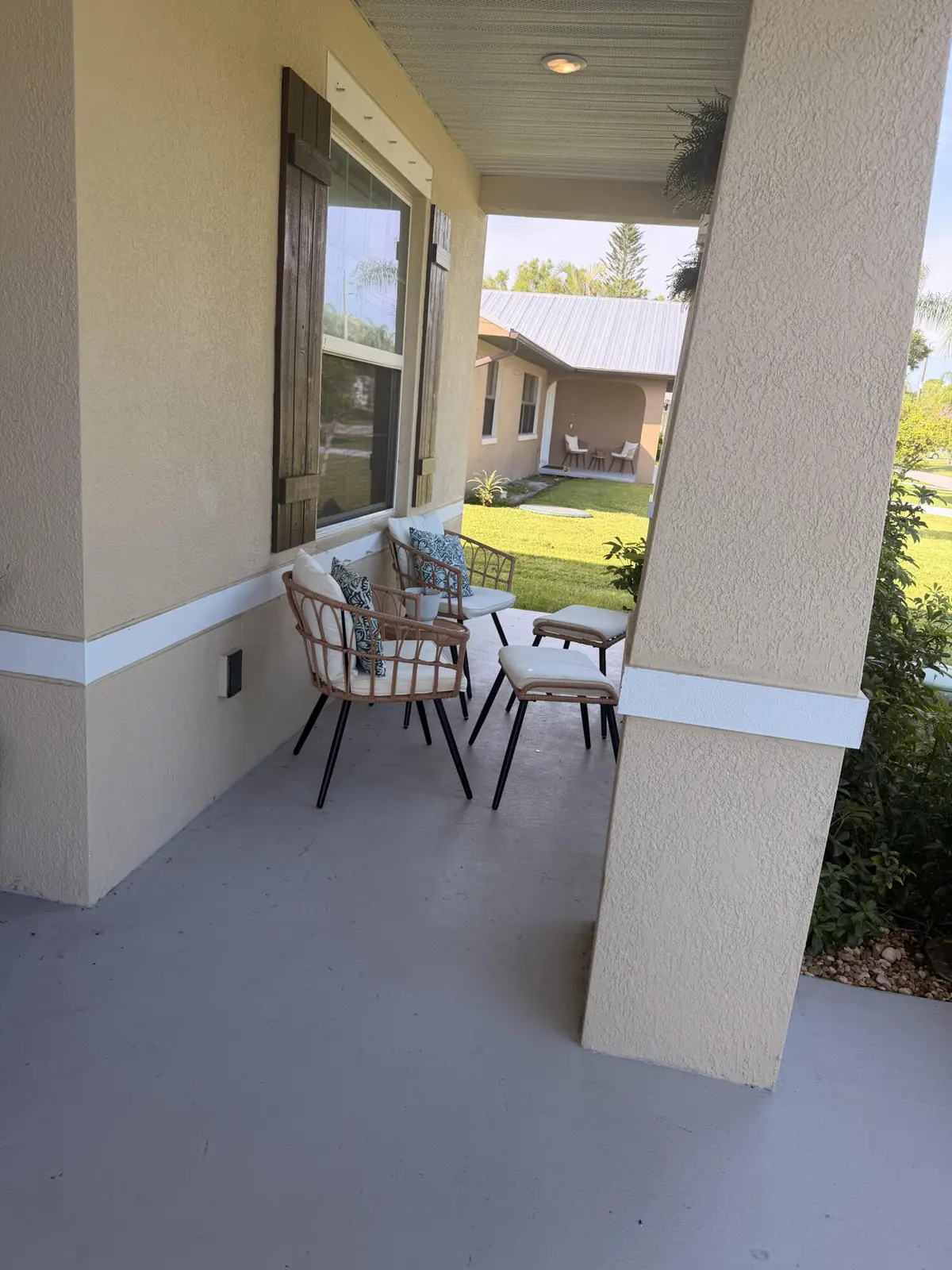 590 SE FAITH Terrace, Port St. Lucie, FL – photo 2