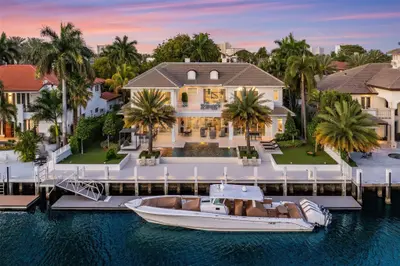 2520 DEL LAGO Drive, Fort Lauderdale – Single Family Residence for sale