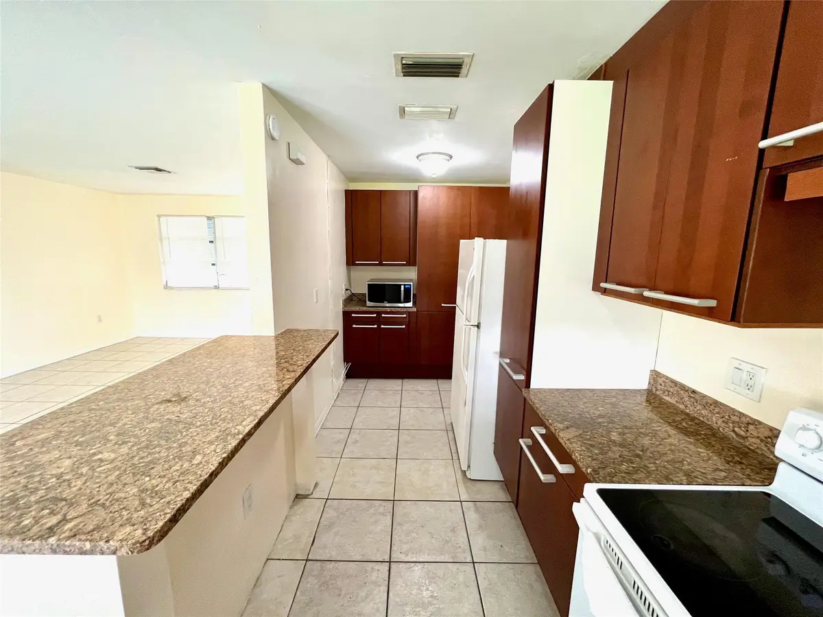 Photo 5 at 1411 NW 79TH Way, Pembroke Pines