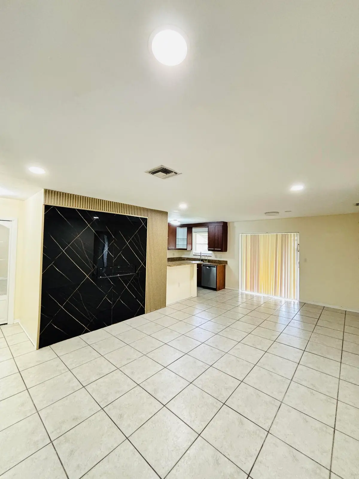 IMG_5680 at 1411 NW 79TH Way, Pembroke Pines