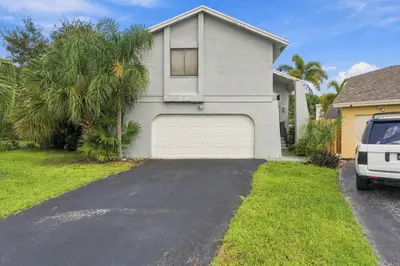 3528 NW 73RD Way, Coral Springs – Single Family Residence for sale