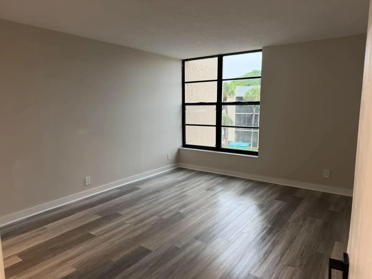 8915b72df3a240bc28bb994657c2ae28 at 6 ROYAL PALM Way 304, Boca Raton