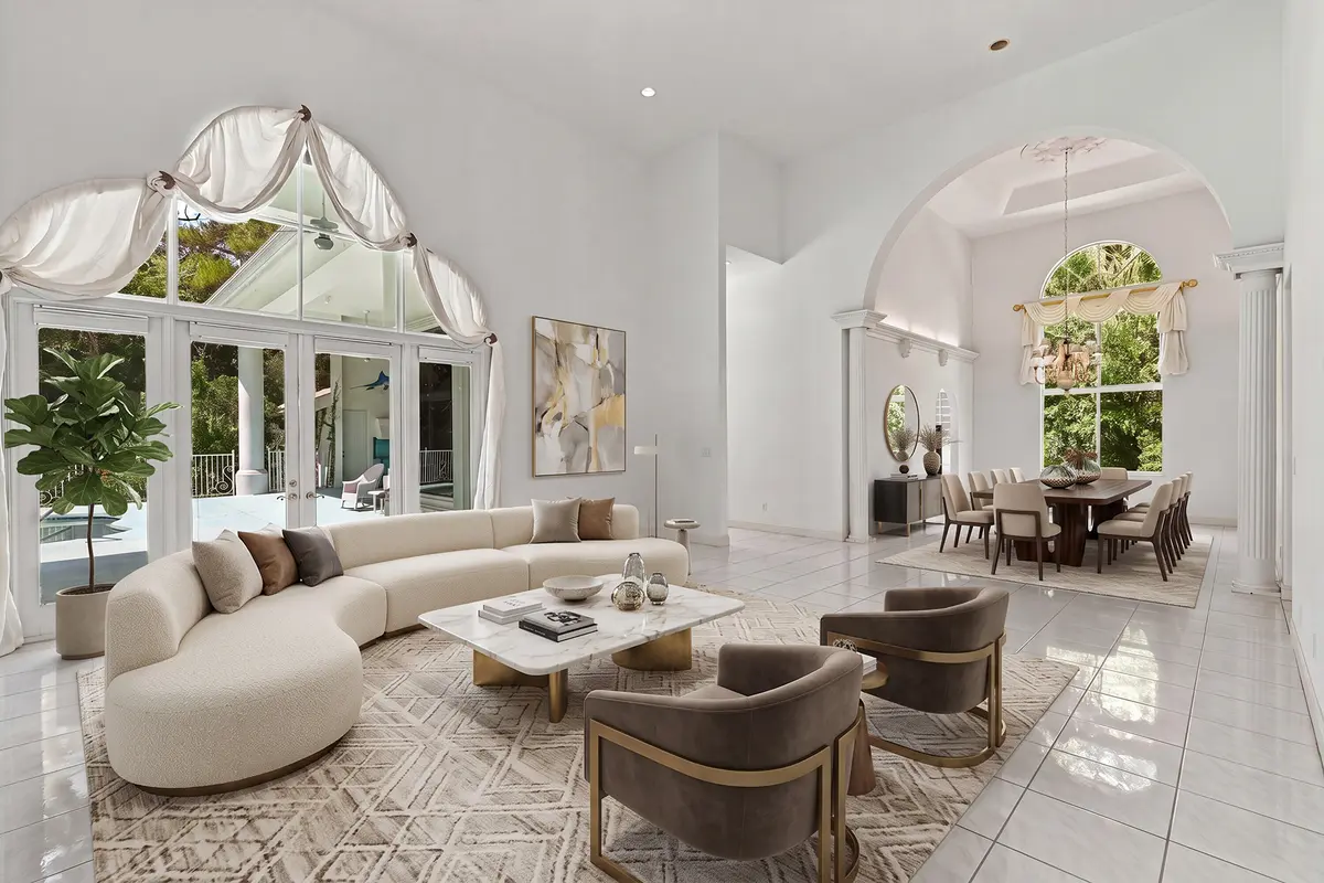 05_living room at 5386 NW 77th Terrace, Coral Springs