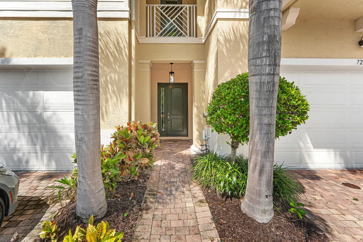 004-7217OxfordCourt-PalmBeachGardens-FL- at 7217 Oxford Court, Palm Beach Gardens