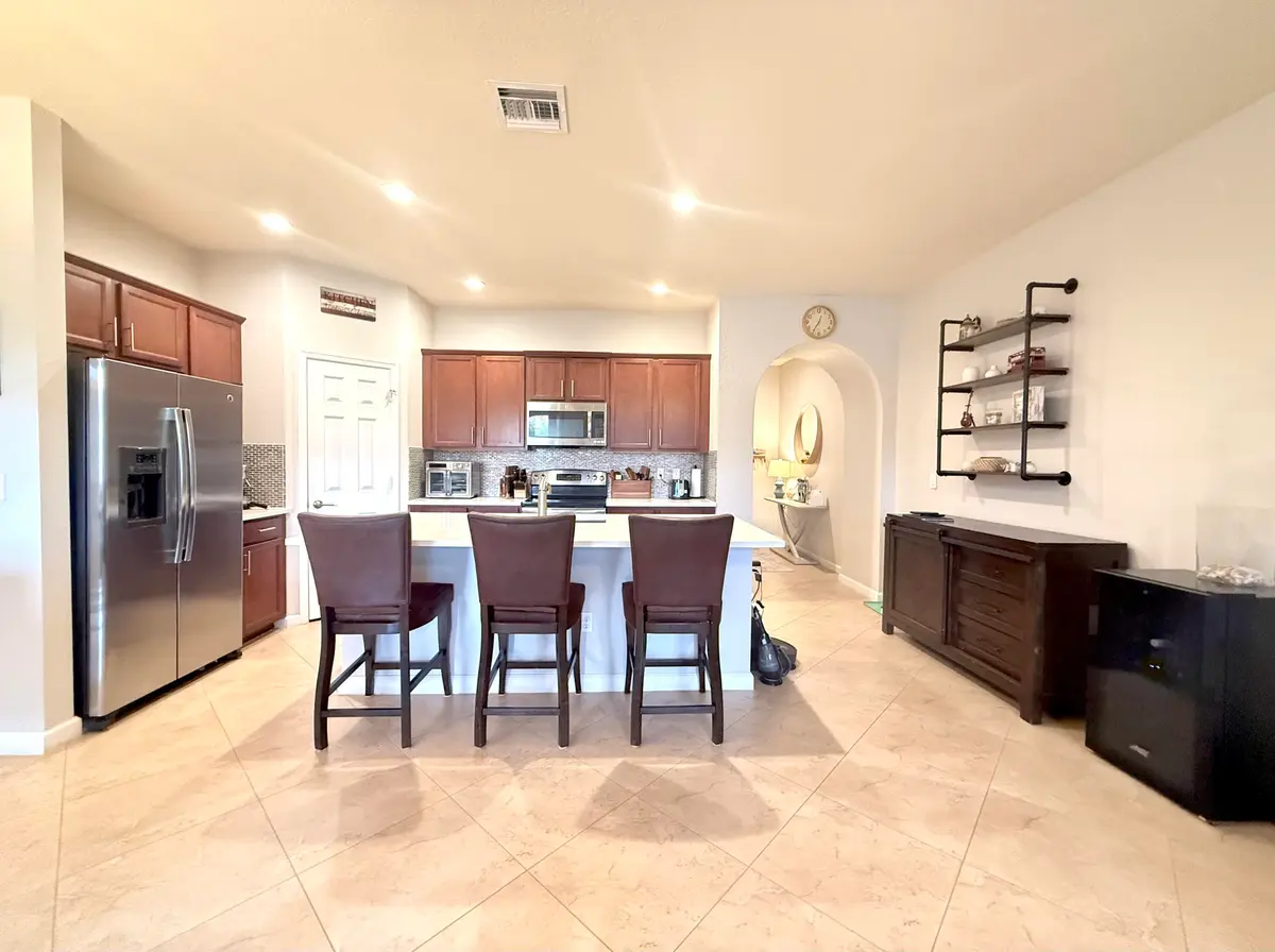 Kitchen at 10361 WELLINGTON PARC Drive, Wellington
