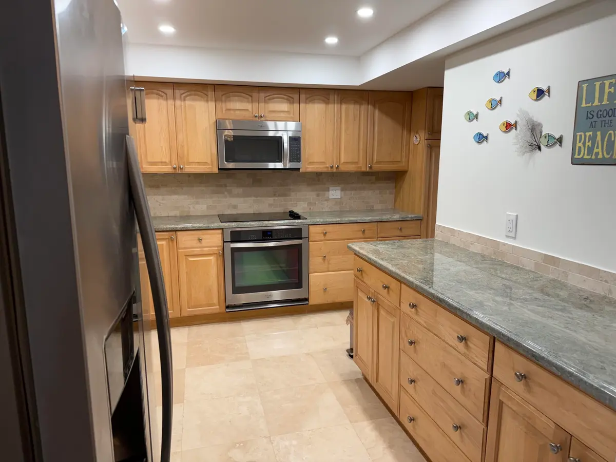 kitchen at 4900 N OCEAN Boulevard 1406, Lauderdale-By-The-Sea