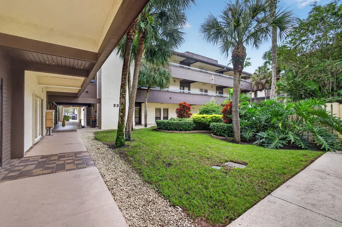 8-web-or-mls-5D1A0793 at 3355 BURNS Road 205, Palm Beach Gardens