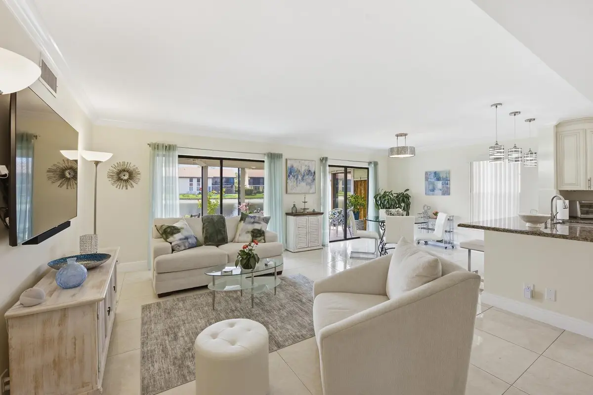Living Area at 10223 N CIRCLE LAKE Drive 102, Boynton Beach