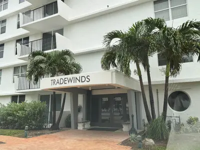 1009 N Ocean Boulevard 505, Pompano Beach – Condominium for rent