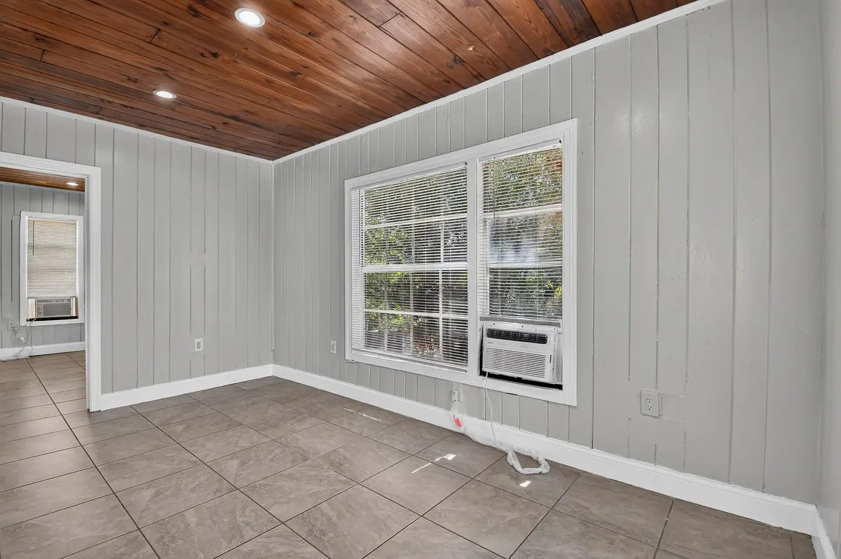 8877thSt-Unit200(4) at 885-887 7TH #201, West Palm Beach
