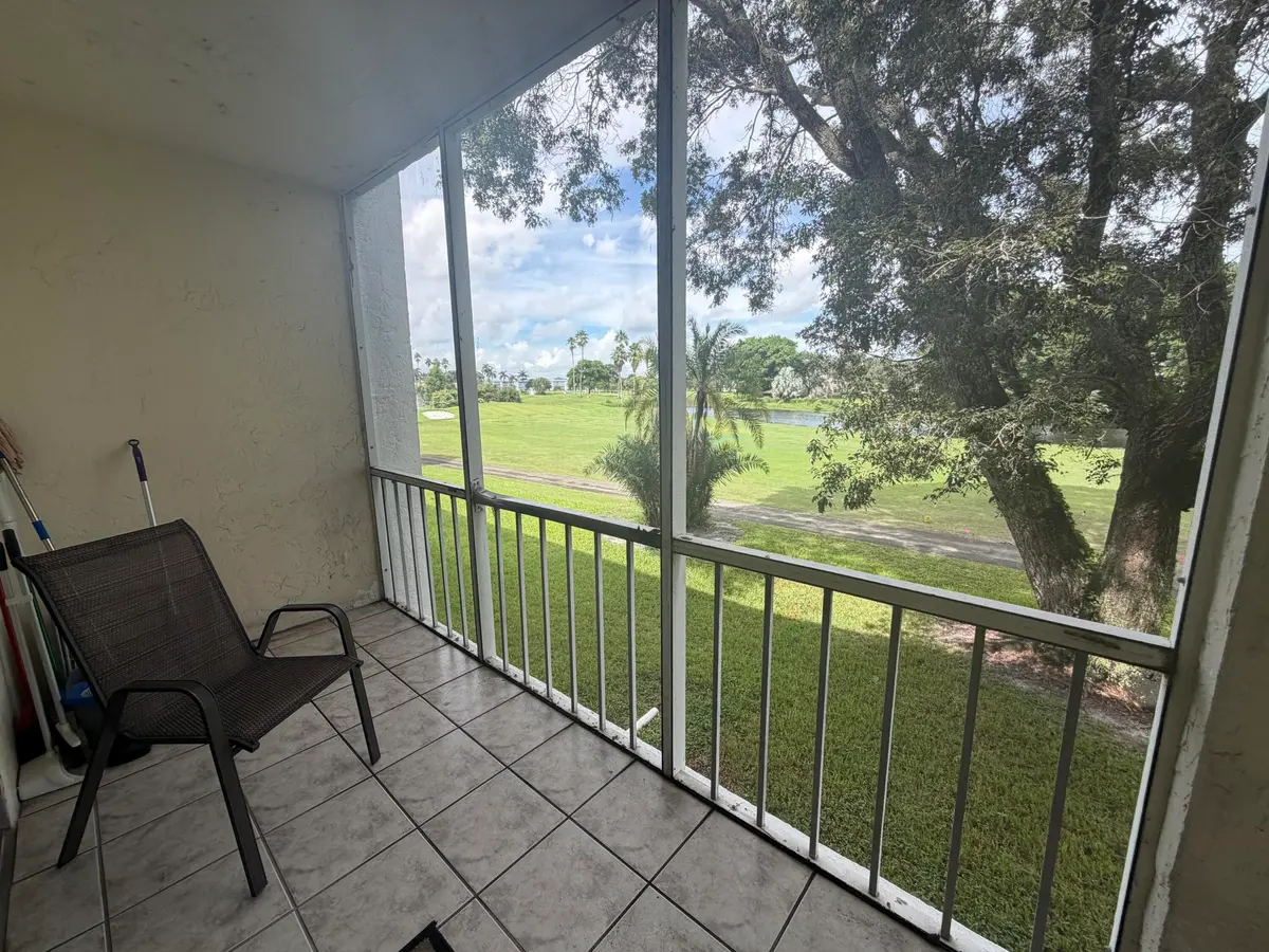 IMG_4293 (1) at 4502 MARTINIQUE Way D2, Coconut Creek