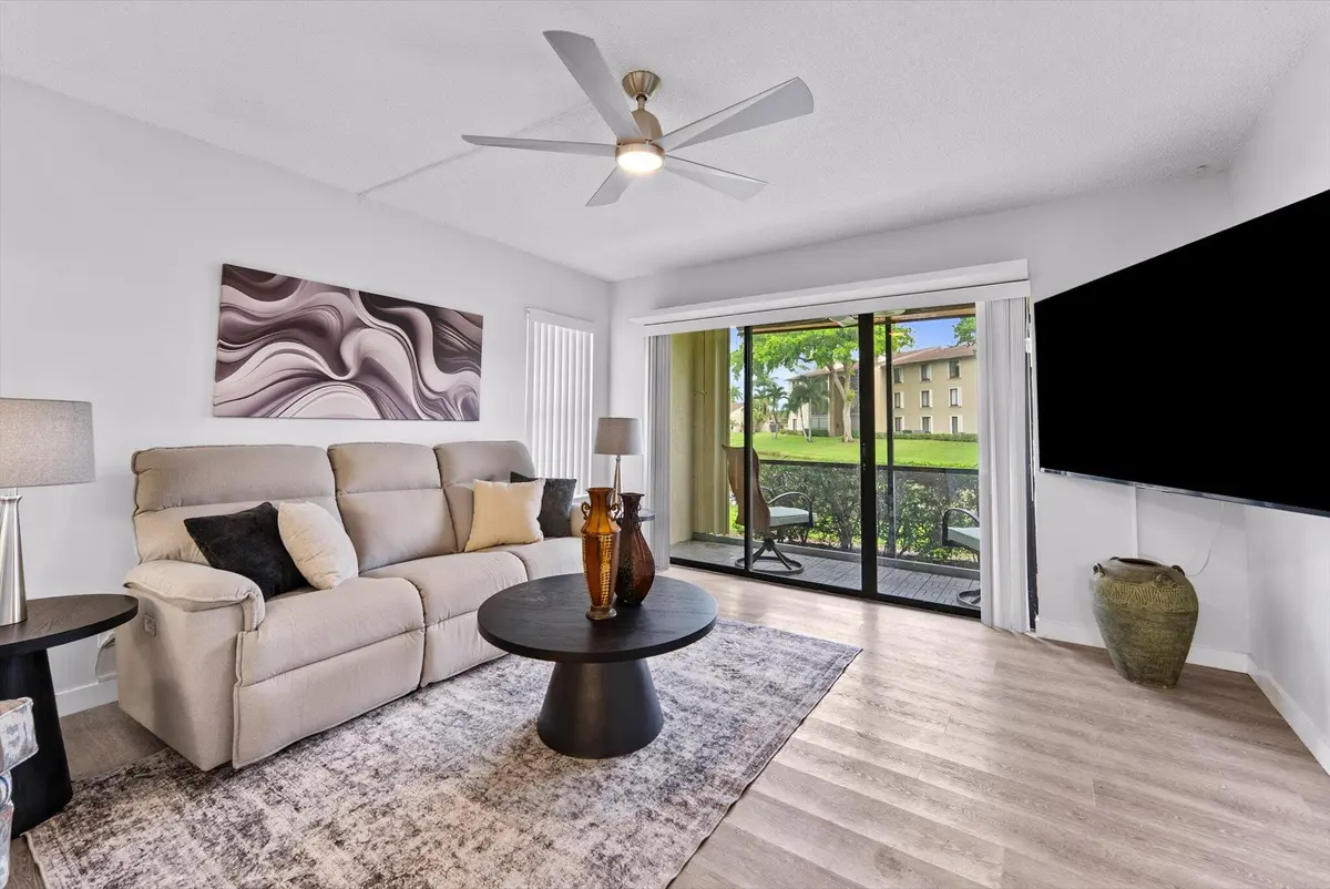 04-4 at 722 Sunny Pine Way F1, Greenacres