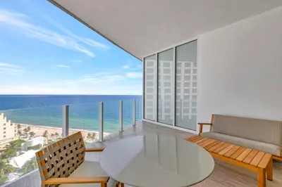 525 N FORT LAUDERDALE BEACH Boulevard 1704, Fort Lauderdale – Condominium for sale