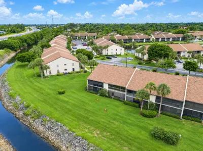 7915 WILLOW SPRING 1218, Lake Worth – Condominium for sale