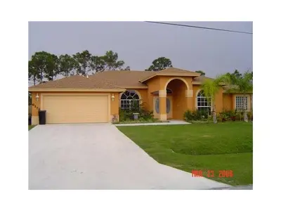 6173 NW EAST DEVILLE Circle, Port St. Lucie – Single Family Residence for rent