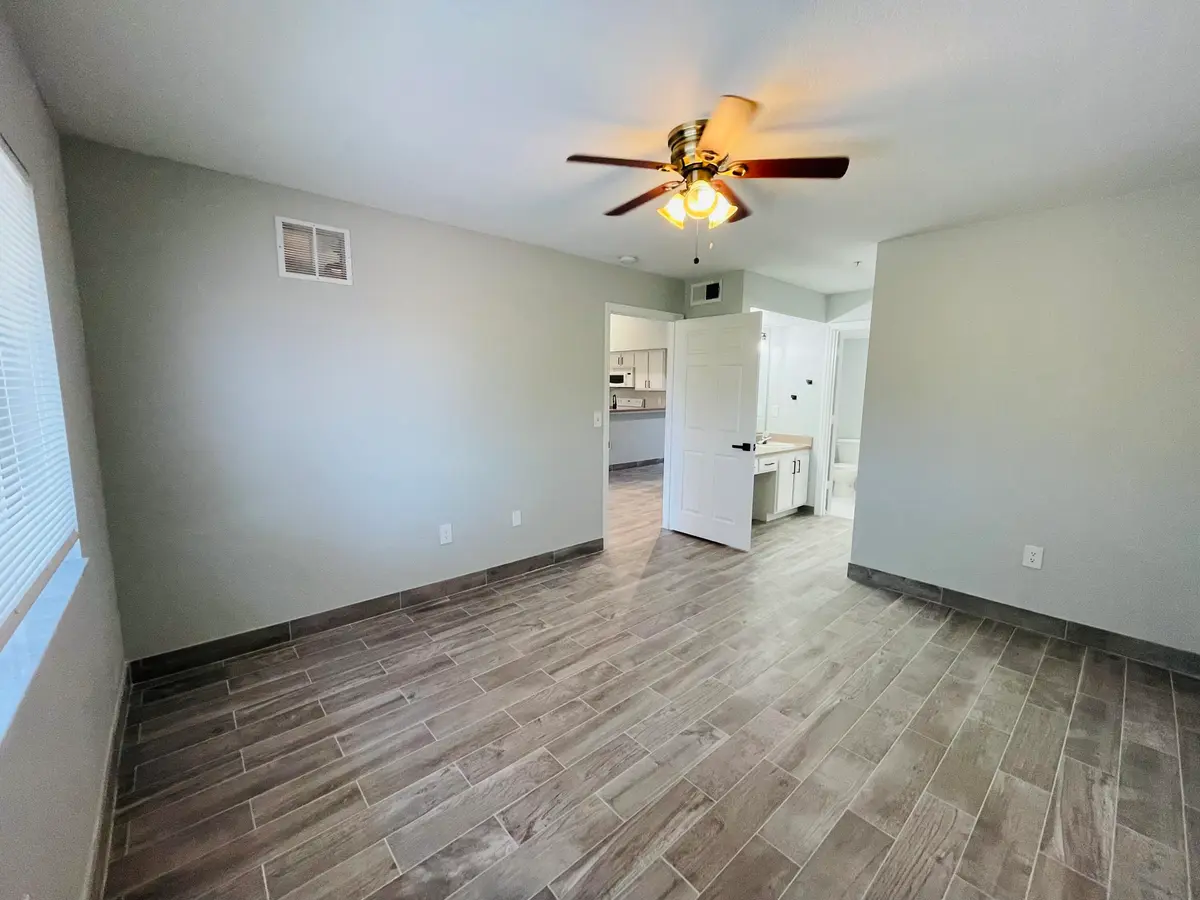 IMG_6147 at 161 SW Palm Drive 305, Port St. Lucie