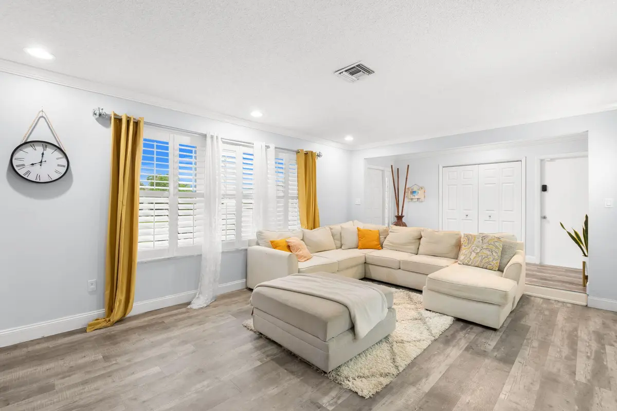 7-web-or-mls-1852 Nw 82 nd Ave Coral Spr at 1852 NW 82ND Avenue, Coral Springs