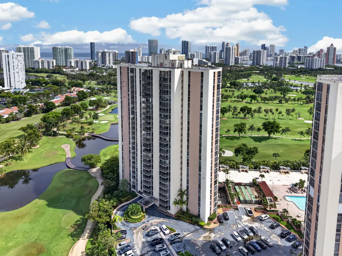 dipietro-2 at 20379 W COUNTRY CLUB Drive 1139, Aventura