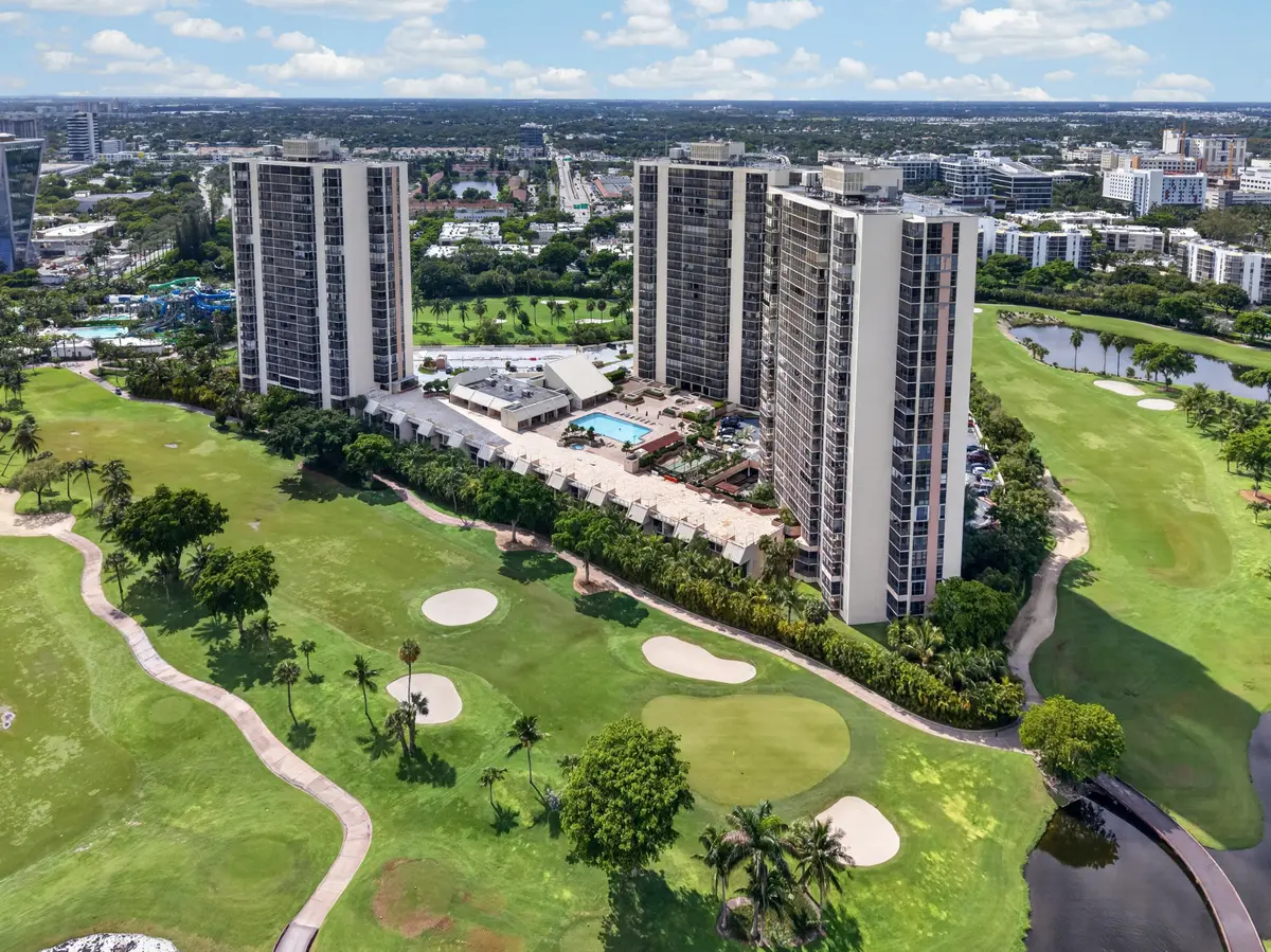 dipietro-5 at 20379 W COUNTRY CLUB Drive 1139, Aventura