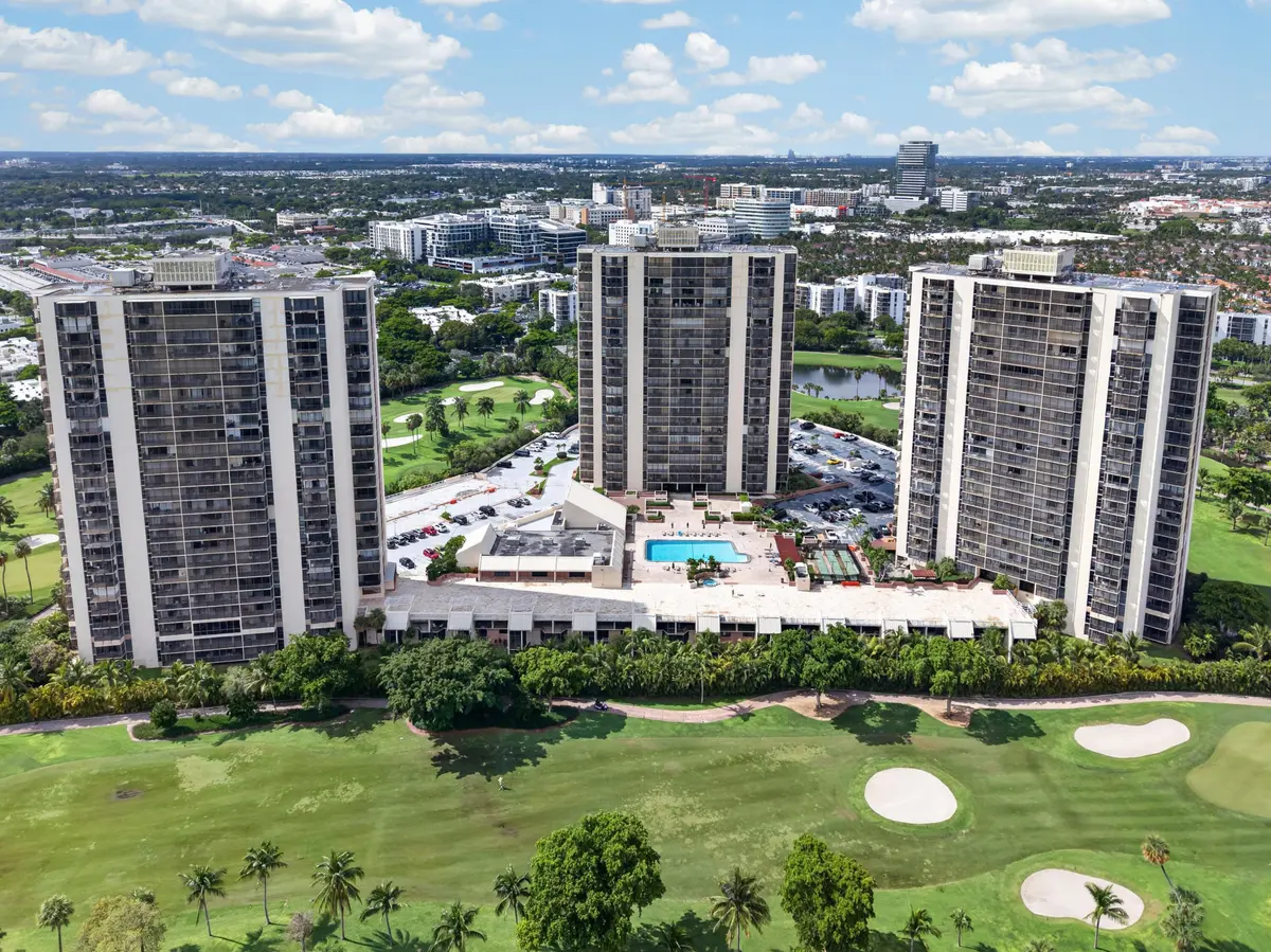 dipietro-6 at 20379 W COUNTRY CLUB Drive 1139, Aventura