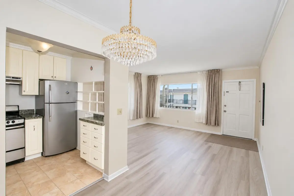 884B5748-A1AE-4D61-8484-3E509DBEB64A at 3240 Lake Osborne Drive 208, Lake Worth Beach