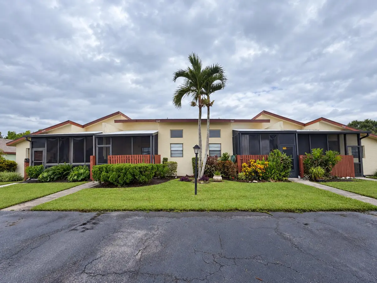 Front of Condo at 1743 W ROYAL TERN Lane 3, Fort Pierce