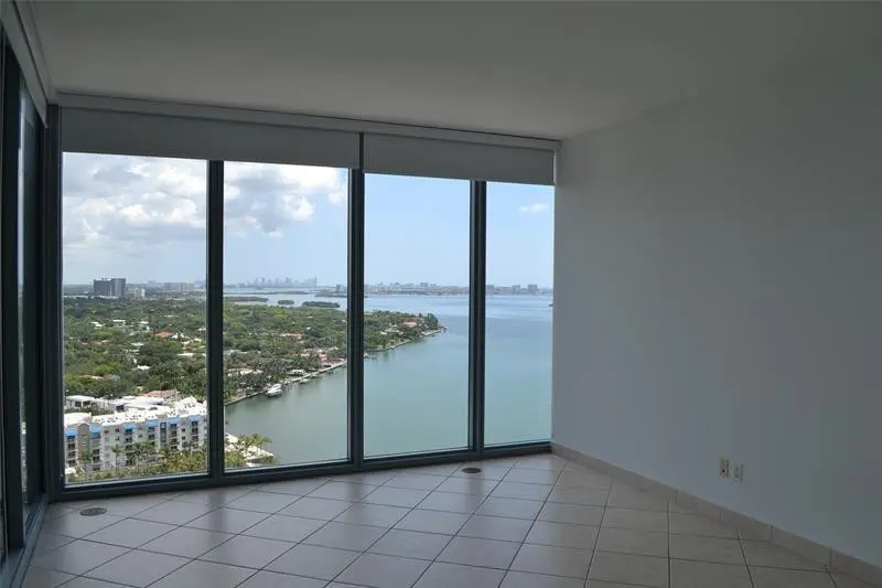 Photo 5 at 601 NE 36TH Street 2906, Miami