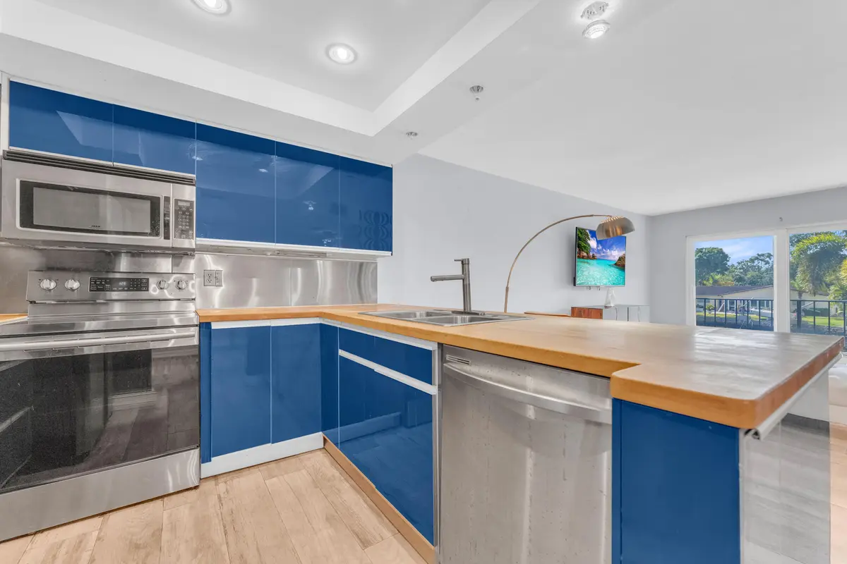 3004 NE 5th Terrace, Fort Lauderdale, FL – photo 7