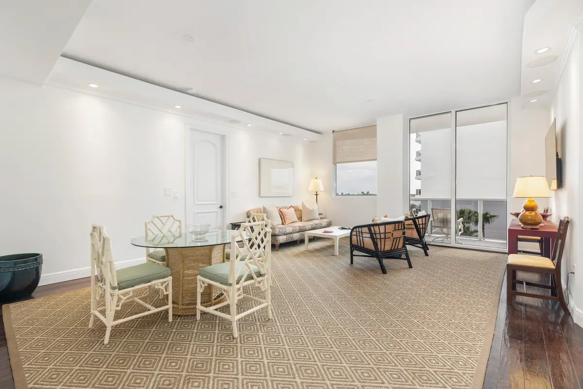 low-1 at 1617 N Flagler Drive 602, West Palm Beach