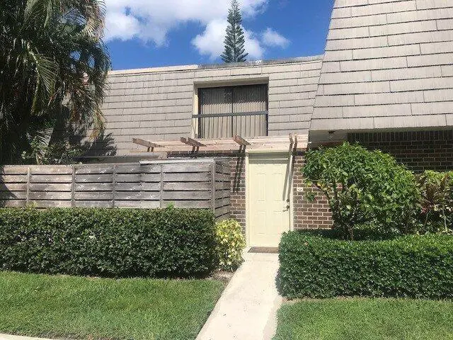 1522 15TH Terrace, Palm Beach Gardens, FL – photo 1