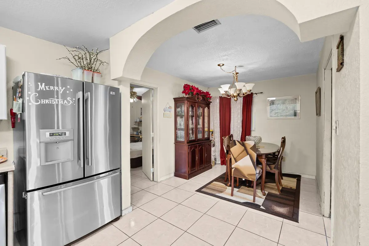 12-web-or-mls-A7408500 at 524 NW 9th Avenue, Boynton Beach