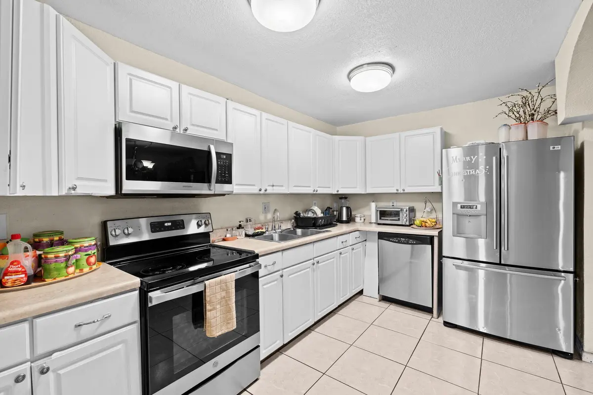 13-web-or-mls-A7408497 at 524 NW 9th Avenue, Boynton Beach