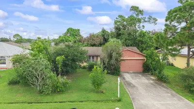 629 SW RAY Avenue, Port St. Lucie – Single Family Residence for sale