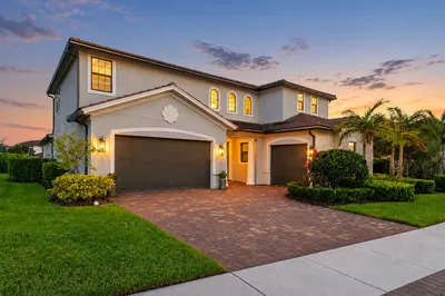 315 Sonoma Isles Circle, Jupiter – Single Family Residence for sale