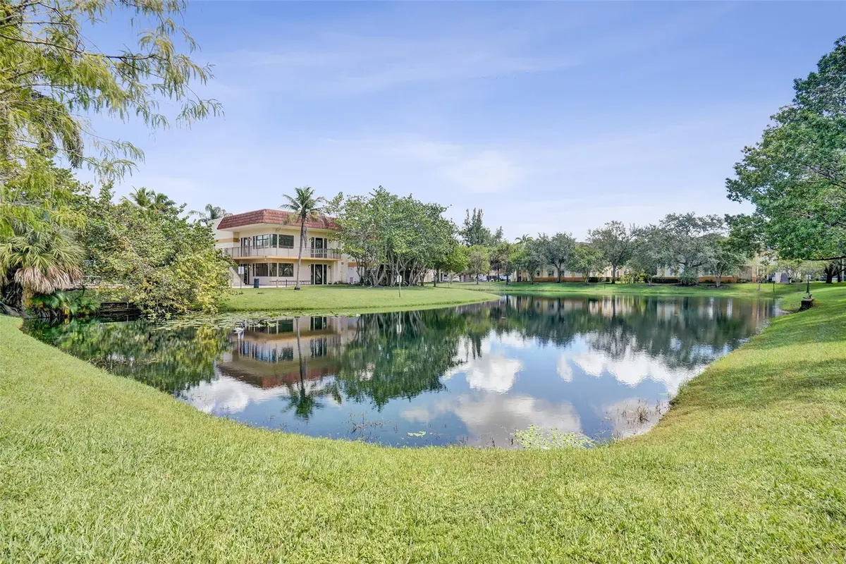 Photo 2 at 4748 SW 63rd Terrace, Davie