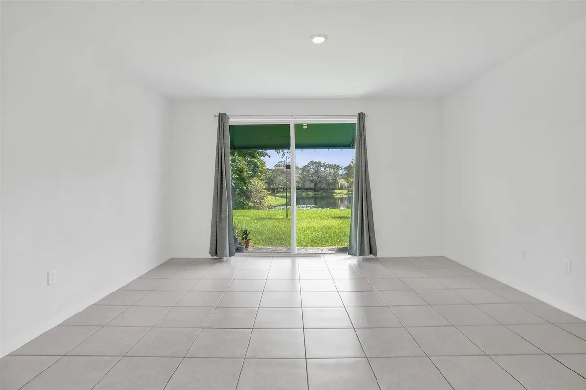 Photo 5 at 4748 SW 63rd Terrace, Davie