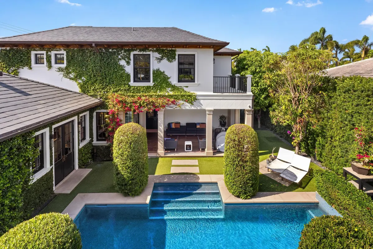 1053 N Lake Way at 1053 N Lake  Way, Palm Beach