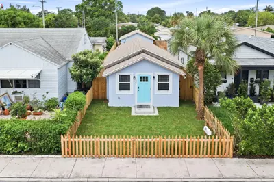 227 S E Street, Lake Worth Beach – Single Family Residence for sale