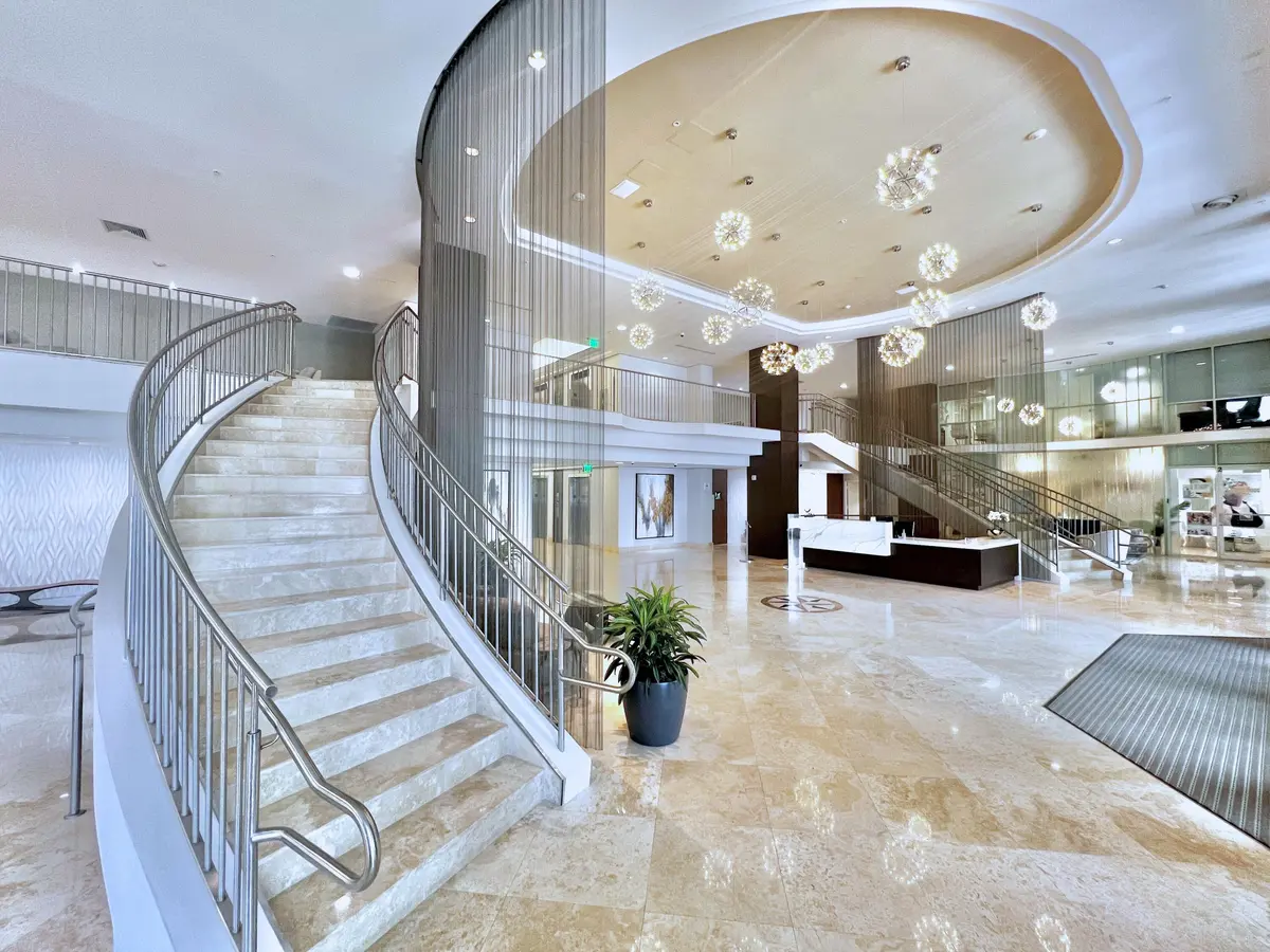 1a at 511 SE 5 Avenue Apt 807, Fort Lauderdale