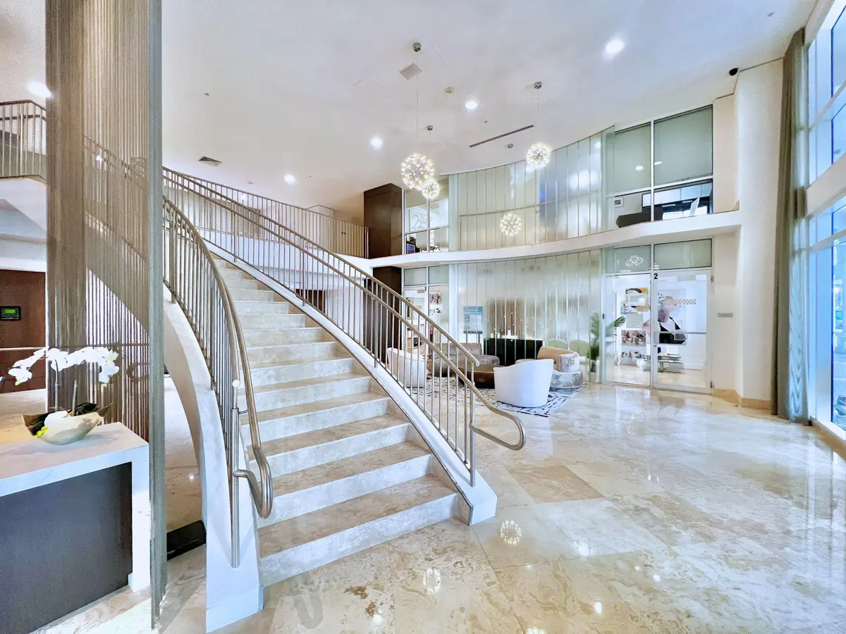 1a3 at 511 SE 5 Avenue Apt 807, Fort Lauderdale