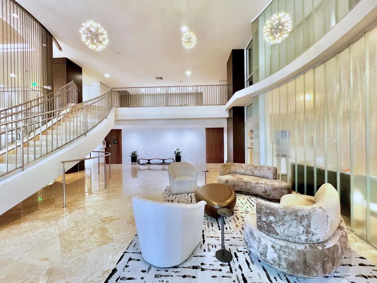1a4 at 511 SE 5 Avenue Apt 807, Fort Lauderdale